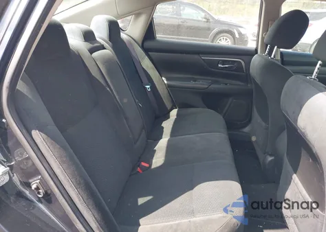 2015 Nissan Altima 2.5 S z USA, uszkodzony, nr VIN 1N4AL3AP7FC409943